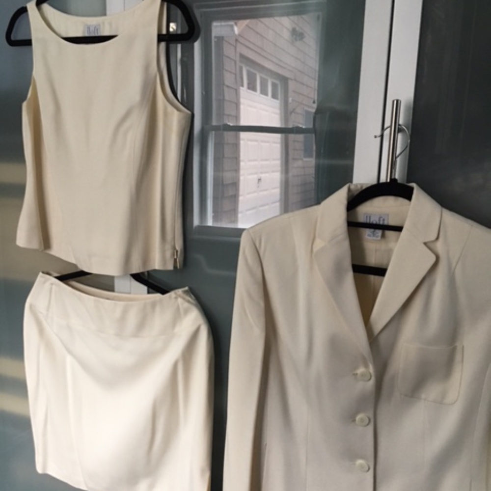 Ann Taylor Loft - 3 pc silk suit Ivory/Cream - Picture 5 of 8